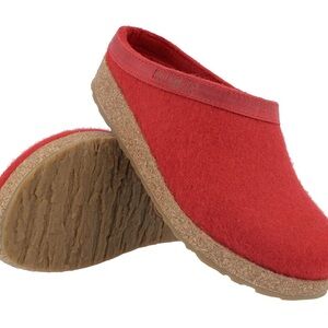 HAFLINGER Clog - Grizzly Torben, Ruby Red